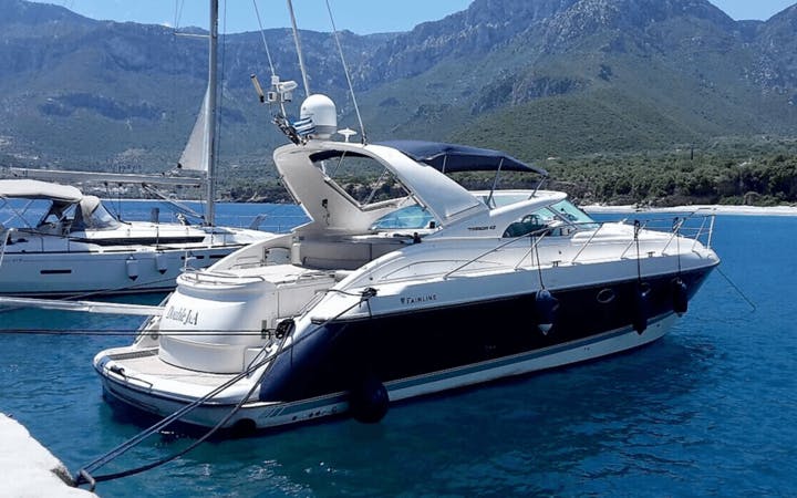43 Fairline luxury charter yacht - Nammos, Psarrou, Mykonos, Greece