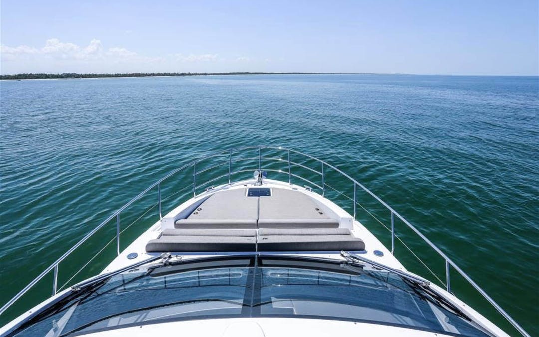 50 Azimut luxury charter yacht - Island Gardens, MacArthur Causeway, Miami, FL, USA
