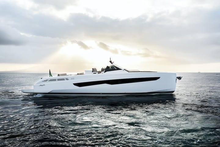 43 Fiart luxury charter yacht - Port de Golfe-Juan - CCI Nice Côte d’Azur, Golfe-Juan, France