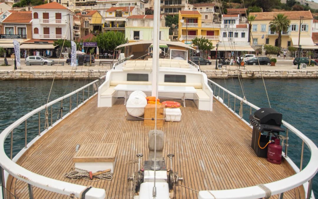 82 Custom luxury charter yacht - Tourlos 846 00, Greece