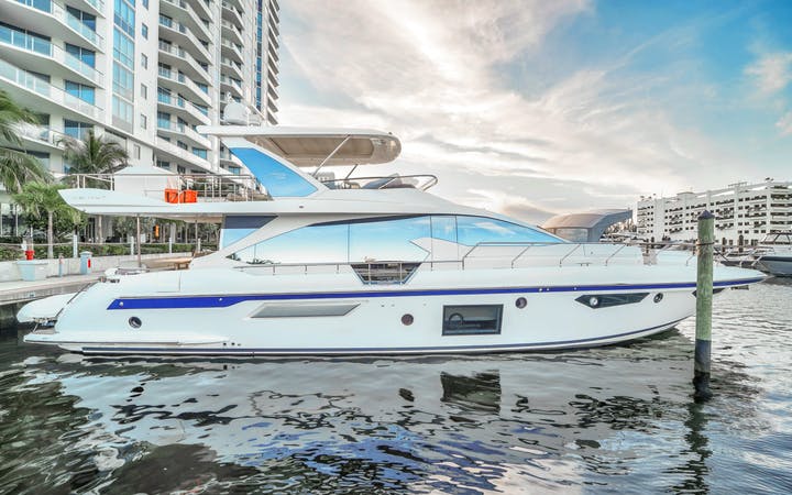72 Azimut luxury charter yacht - Duffy's Sports Grill, Northeast 163rd Street, North Miami Beach, FL, USA