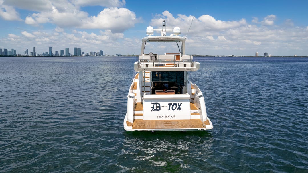 50 Azimut luxury charter yacht - Miami Beach Marina, Alton Road, Miami Beach, FL, USA