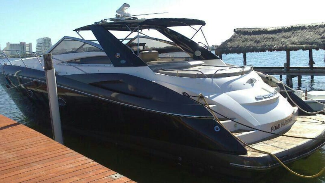 53 Sunseeker luxury charter yacht - Cenzontle 13, Zona Hotelera, 77500 Cancún, Q.R., Mexico