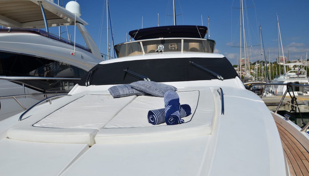 68 Sunseeker luxury charter yacht - Antibes, France