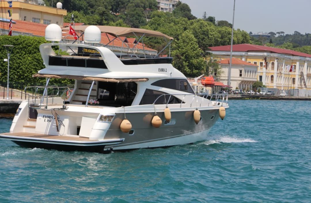 62 NUH luxury charter yacht - Kuruçeşme Mahallesi, Beşiktaş/İstanbul, Turkey