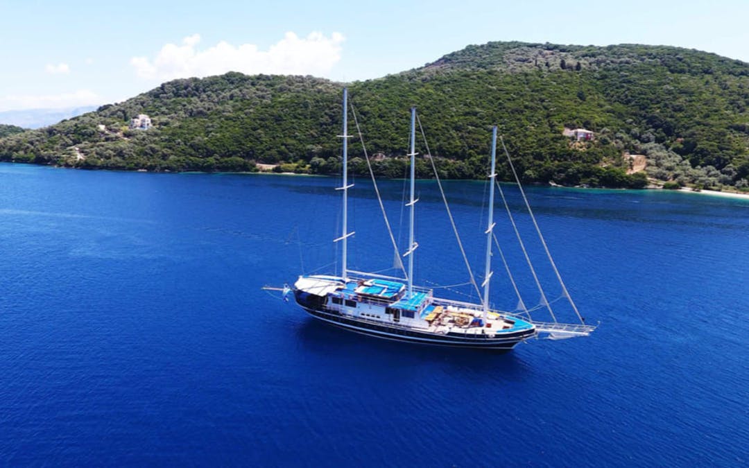 108 Custom luxury charter yacht - Tourlos 846 00, Greece