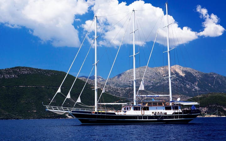 108 Custom luxury charter yacht - Tourlos 846 00, Greece