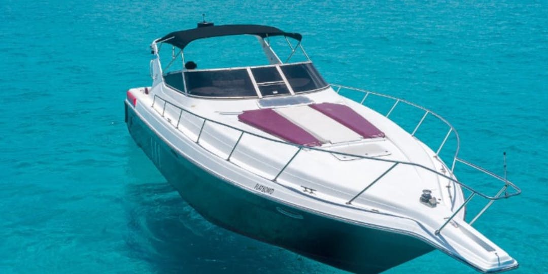 42 Regal luxury charter yacht - Cancún, Quintana Roo, Mexico