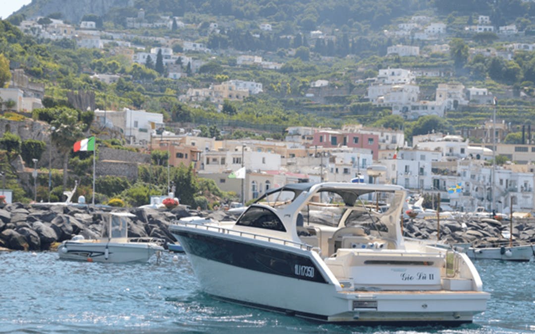 48 Santorini luxury charter yacht - Amalfi Harbor Marina Coppola, Piazzale dei Protontini, Amalfi, Province of Salerno, Italy