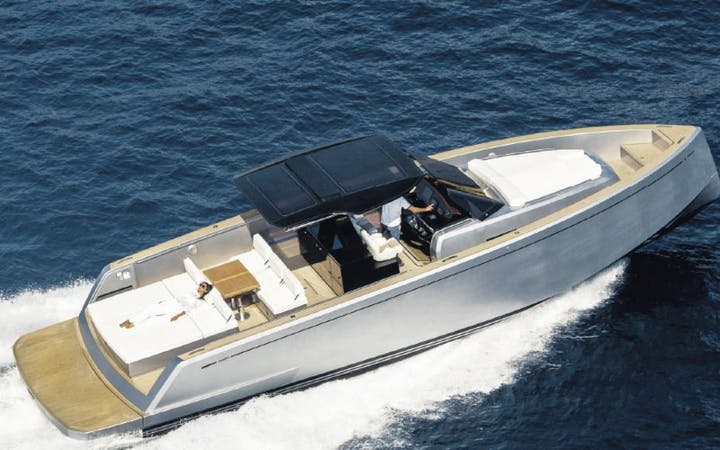 43 Pardo luxury charter yacht - Passeig Joan Carles I, 20, 07800 Eivissa, Illes Balears, Spain