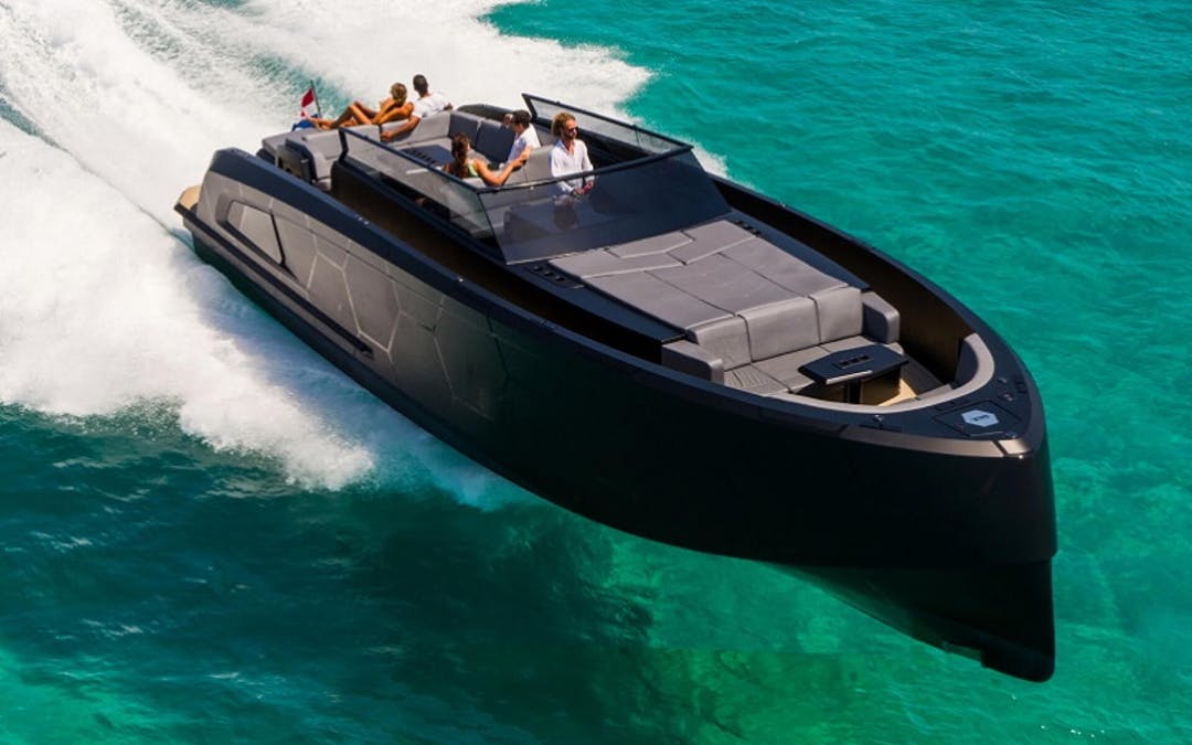 43 Vanquish luxury charter yacht - Botafoc Ibiza, Av. de Juan Carlos I, 07800 Ibiza, Balearic Islands, Spain
