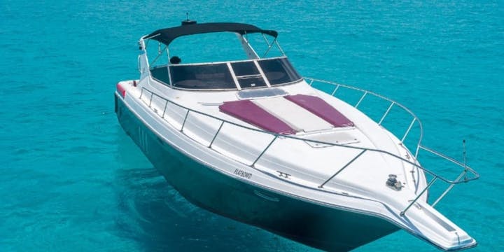 42 Regal luxury charter yacht - Cancún, Quintana Roo, Mexico